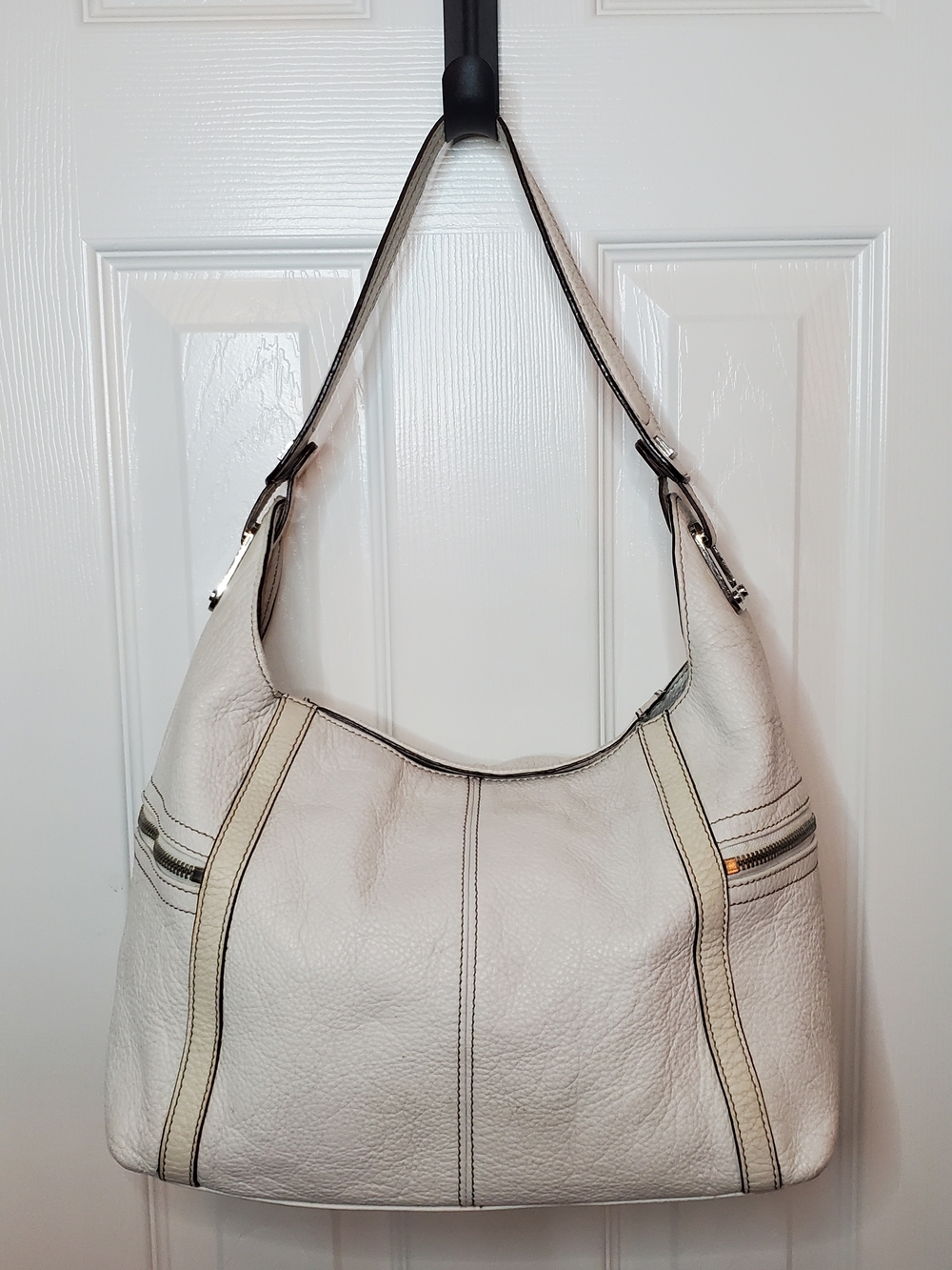 Tignanello White Pebbled Leather Hobo Shoulder Bag - Minimalist Chic